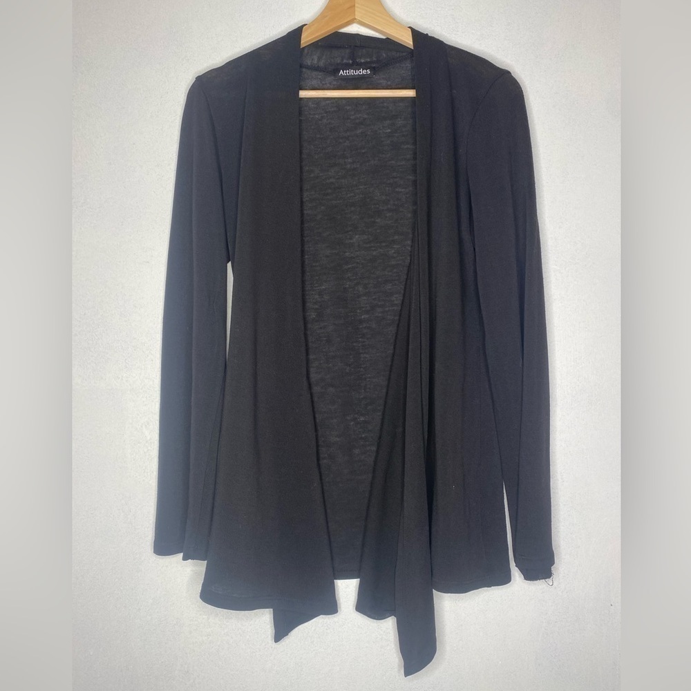ATTITUDE BLACK LIGHTWEIGHT CARDIGAN ONE SIZE